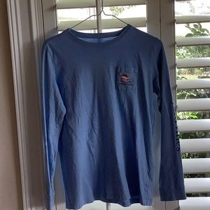 Vineyard vines logo Santa whale surfing Tshirt